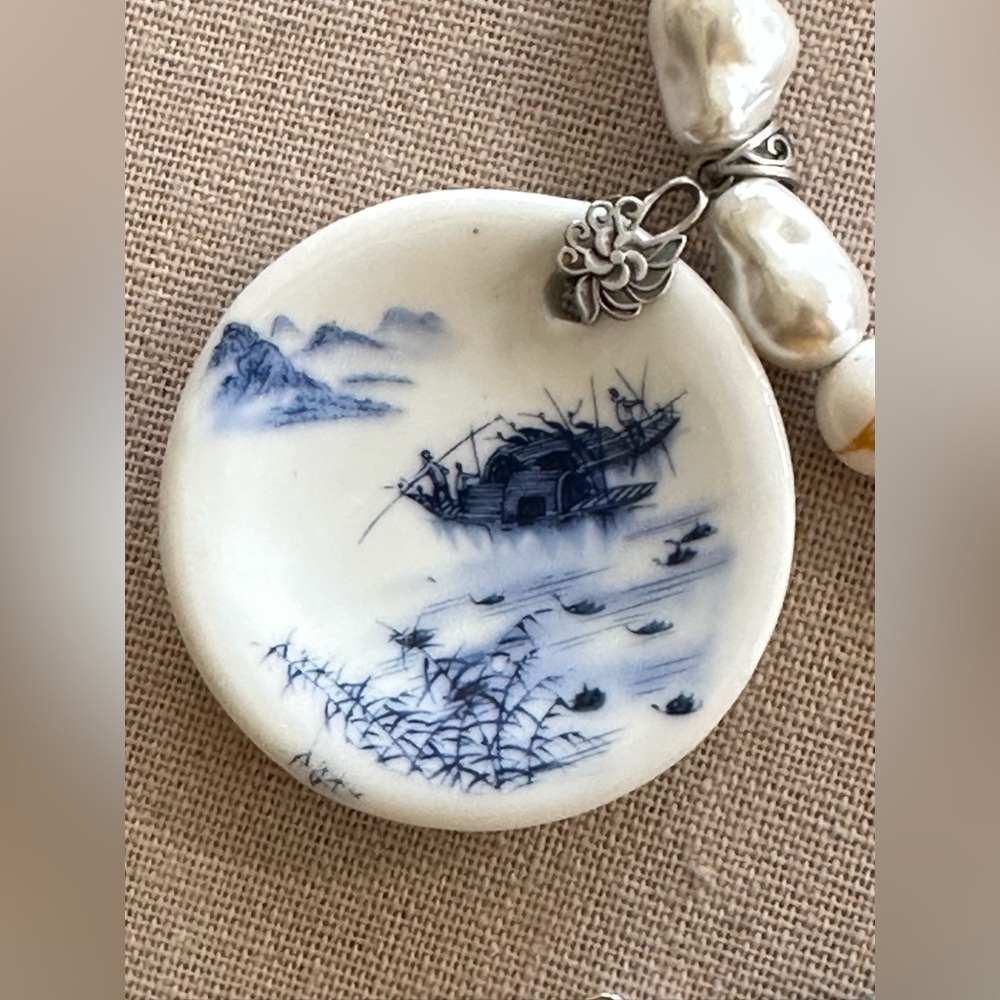 22 inch Porcelain and Pearls bead necklace NWOT - Picture 12 of 14